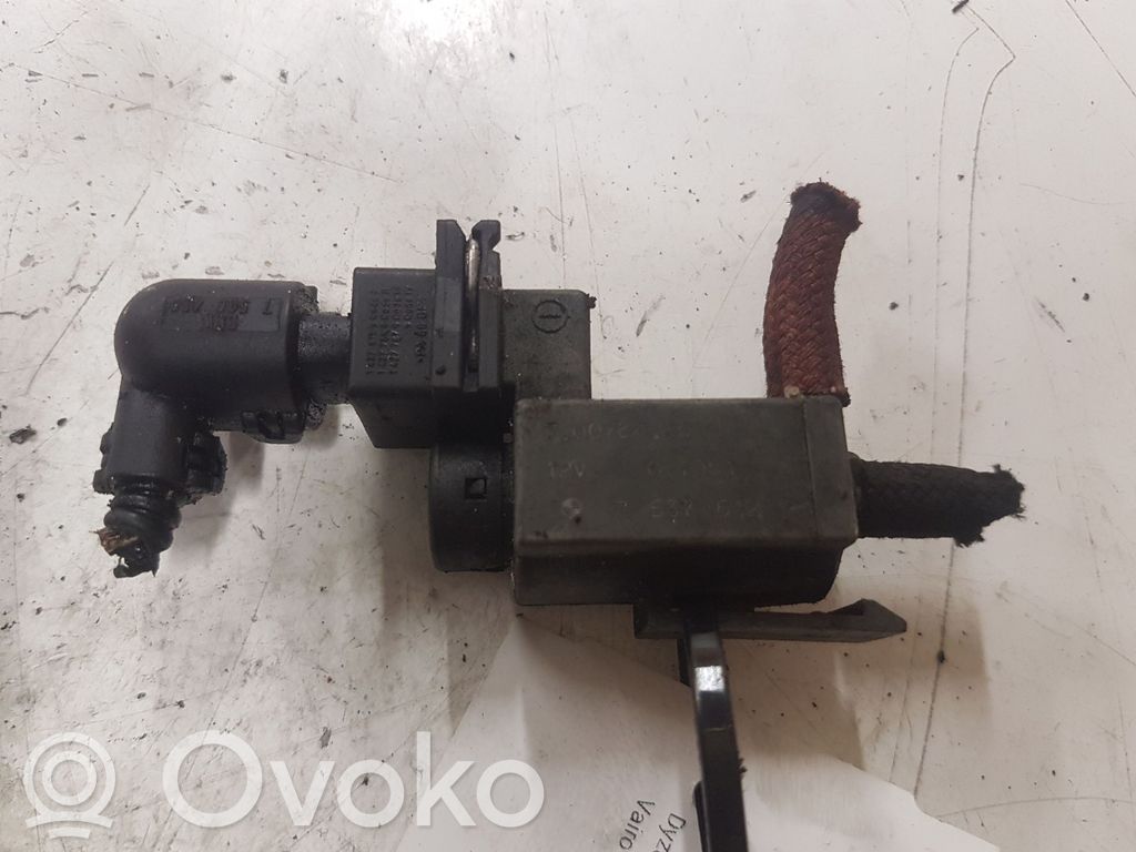 BMW 3 E90 E91 Vacuum valve 