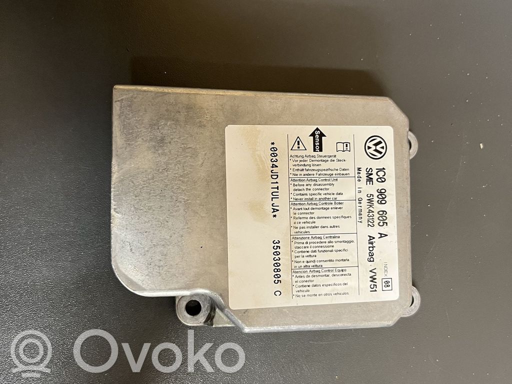 Volkswagen Transporter - Caravelle T5 Unitate/modul de comandă airbaguri 