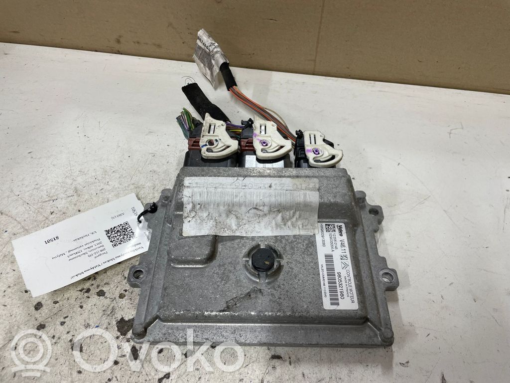Peugeot 208 I Engine control unit/module 