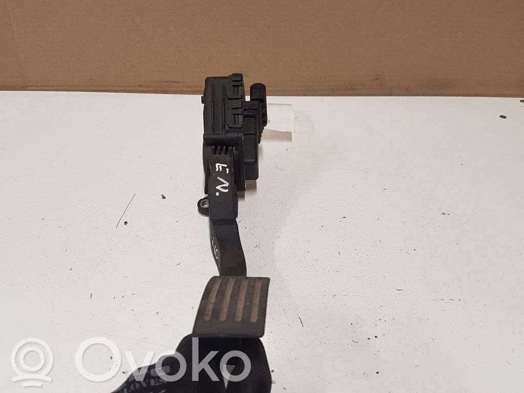 Volvo S40 Accelerator throttle pedal 