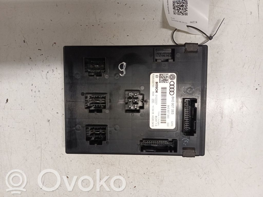Audi A4 S4 B8 8K Mukavuusmoduuli 