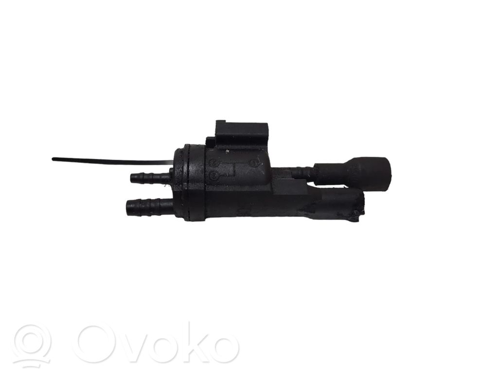 Mercedes-Benz ML W164 Turbo solenoid valve 