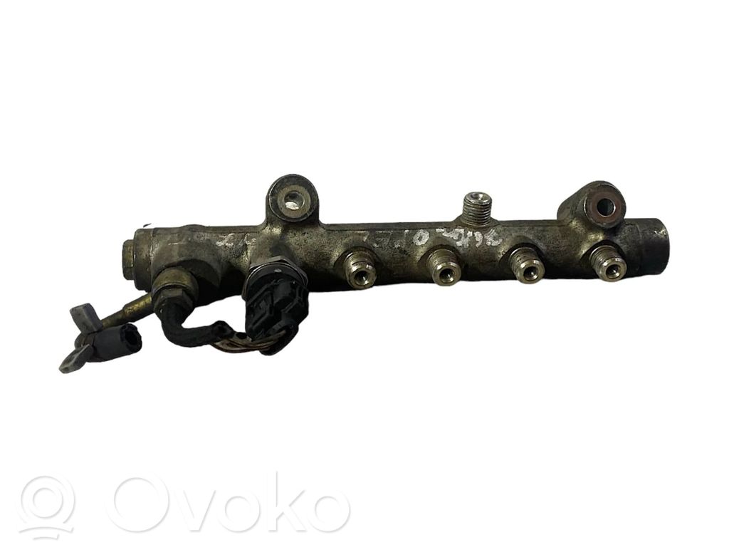 Opel Vectra C Polttoainepääputki 