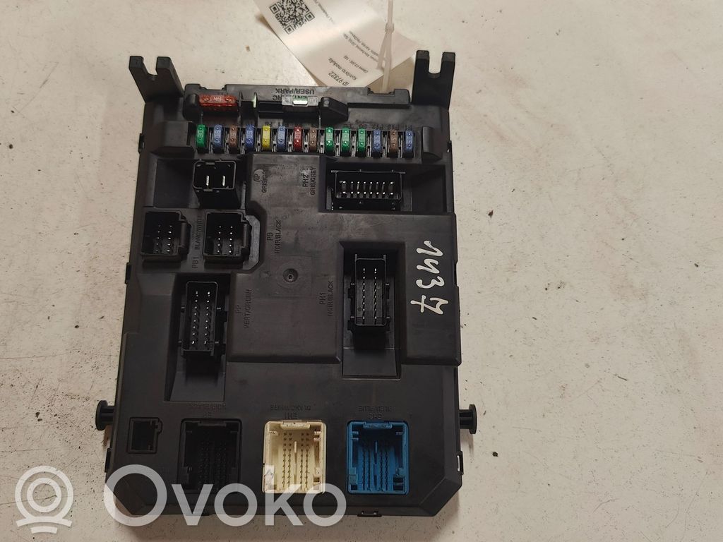 Citroen C3 Comfort/convenience module 