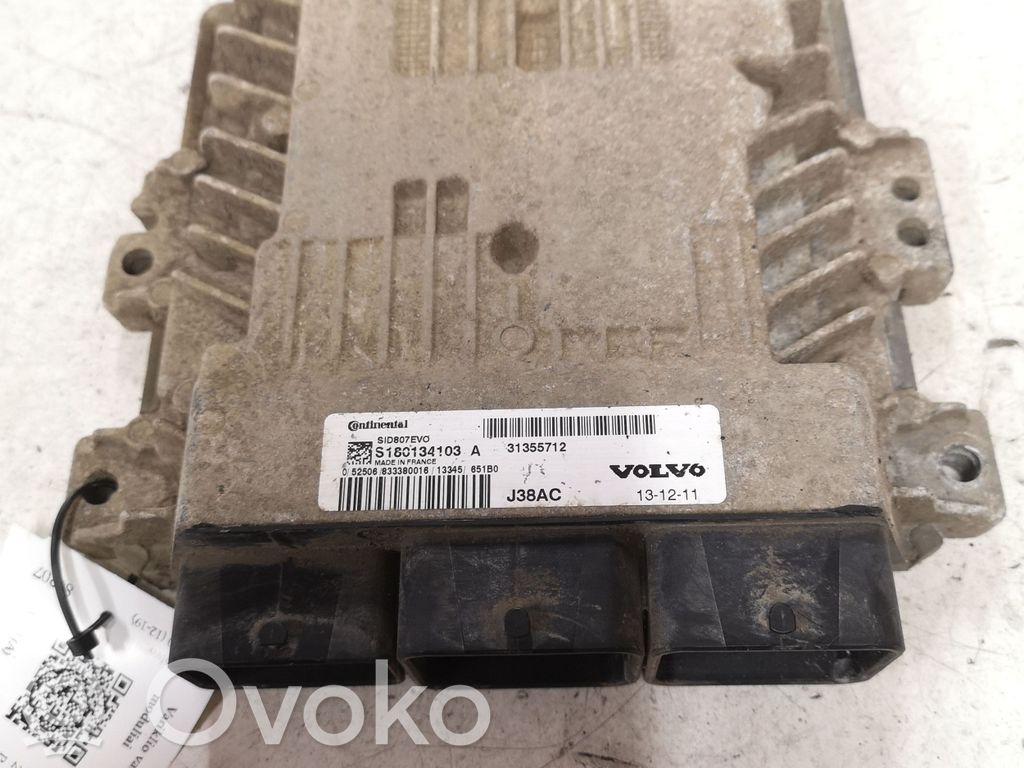 Volvo V40 Engine control unit/module 