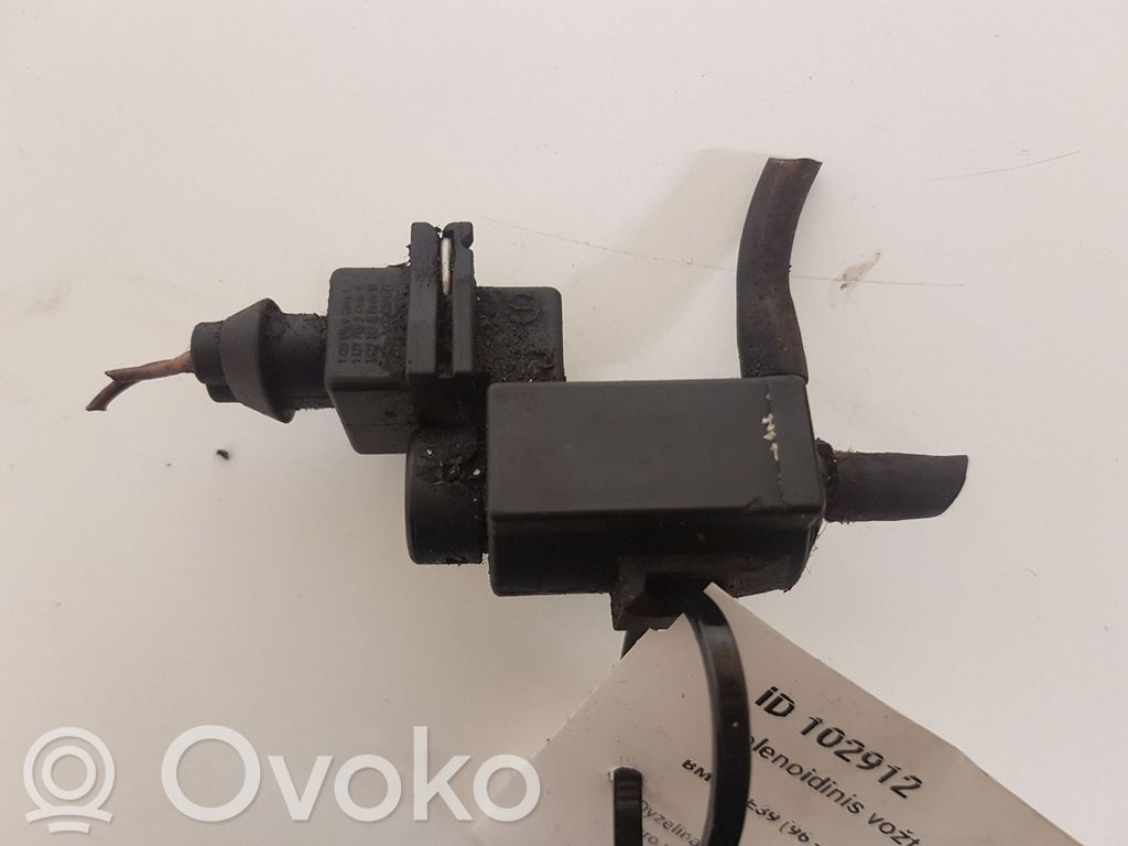 BMW 5 E39 Solenoidinis vožtuvas 