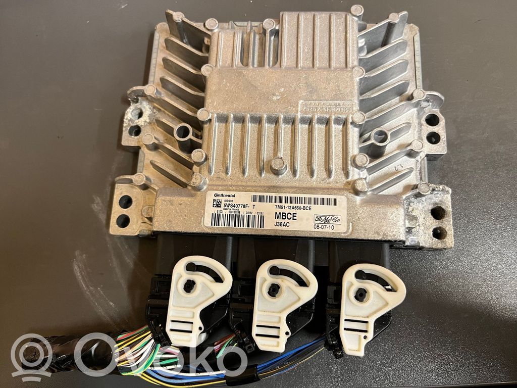 Ford Focus Engine control unit/module 