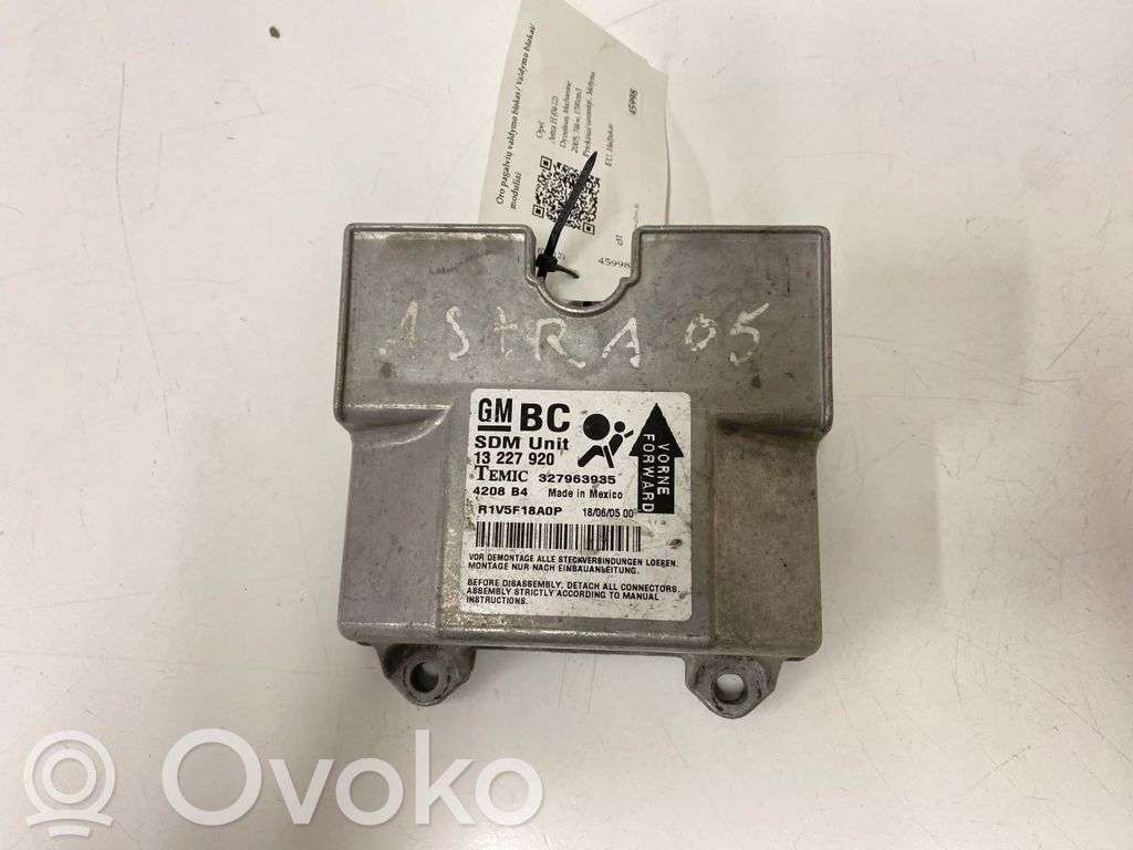 Opel Astra H Airbag control unit/module 