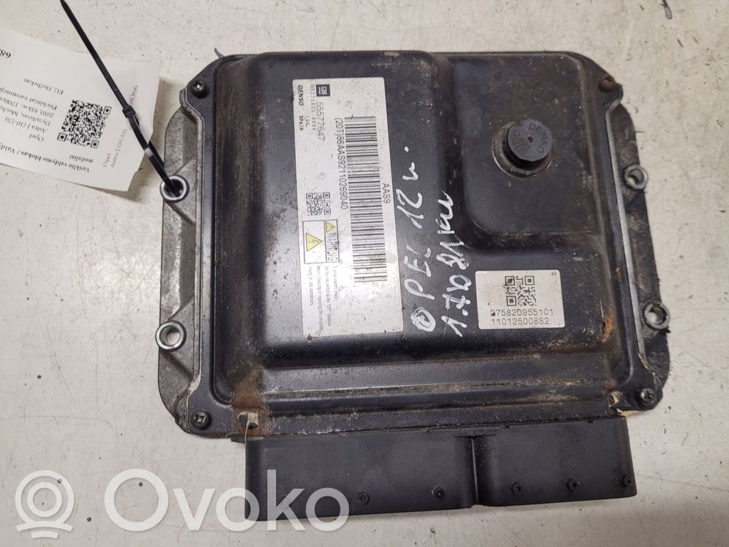 Opel Astra J Engine control unit/module 