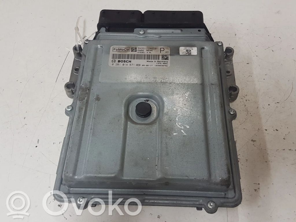 Jaguar XF X250 Engine control unit/module 