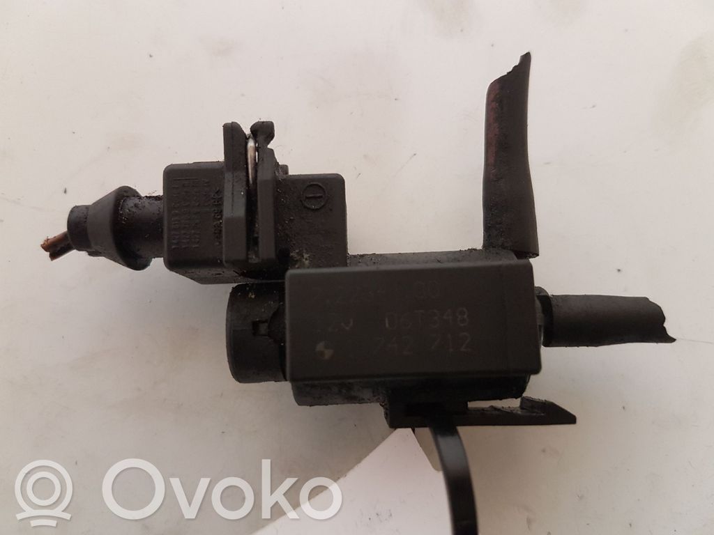 BMW 5 E39 Solenoidinis vožtuvas 