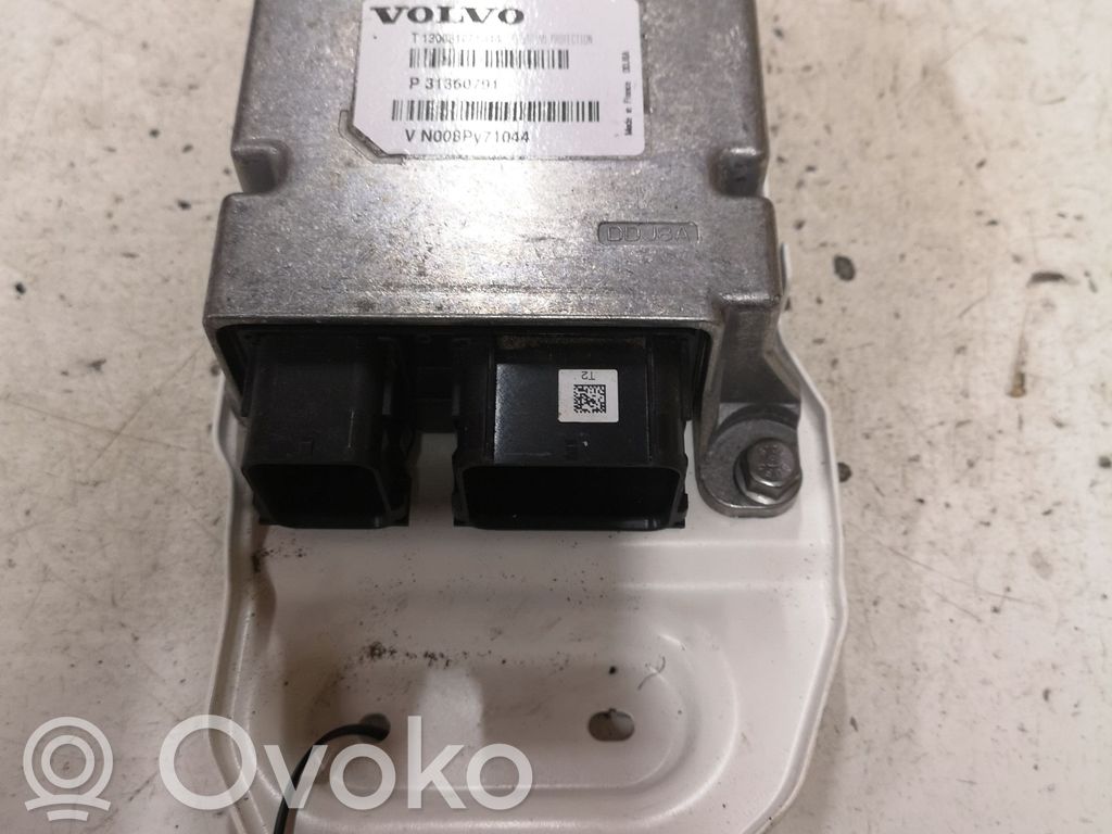 Volvo V40 Airbag control unit/module 