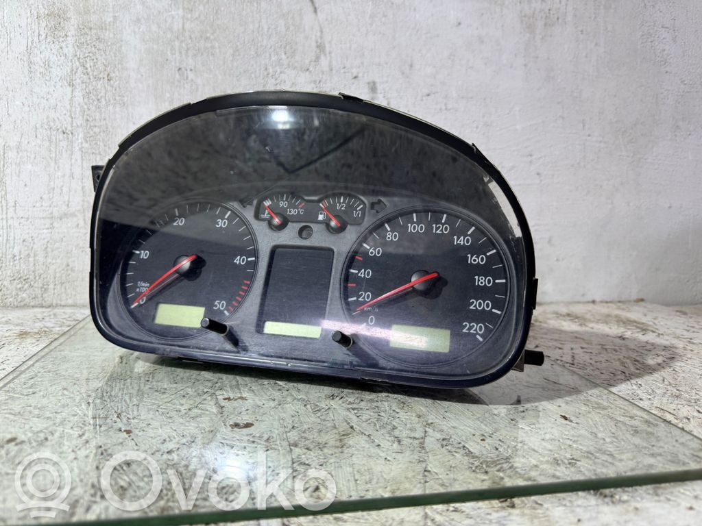 Volkswagen Transporter - Caravelle T4 Speedometer (instrument cluster) 