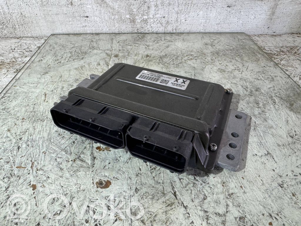 Engine control unit/module   MEC32591
