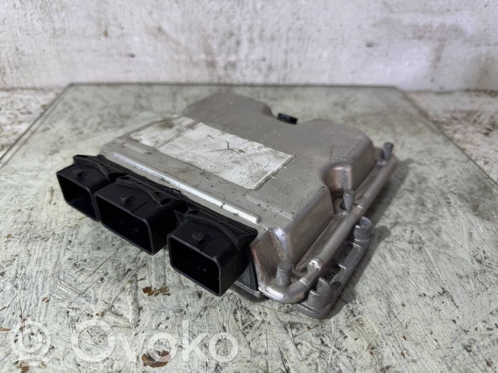 Peugeot 307 Engine control unit/module 