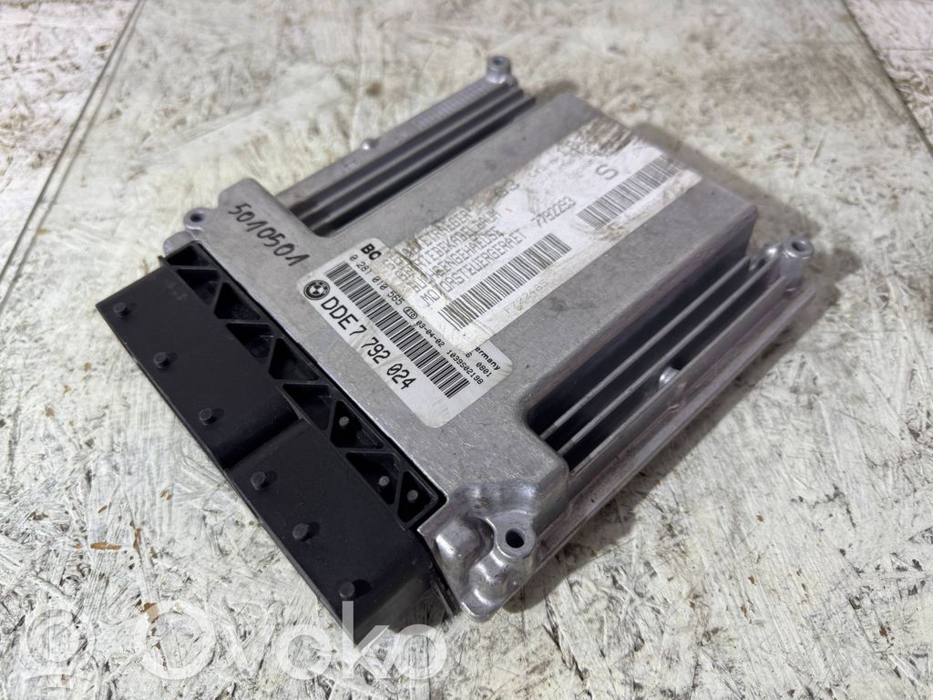 BMW 3 E46 Engine control unit/module 