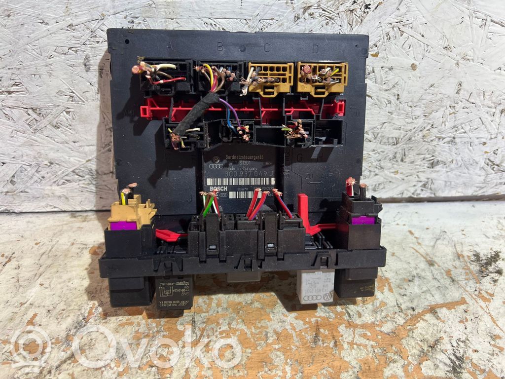 Volkswagen PASSAT B6 Module confort 