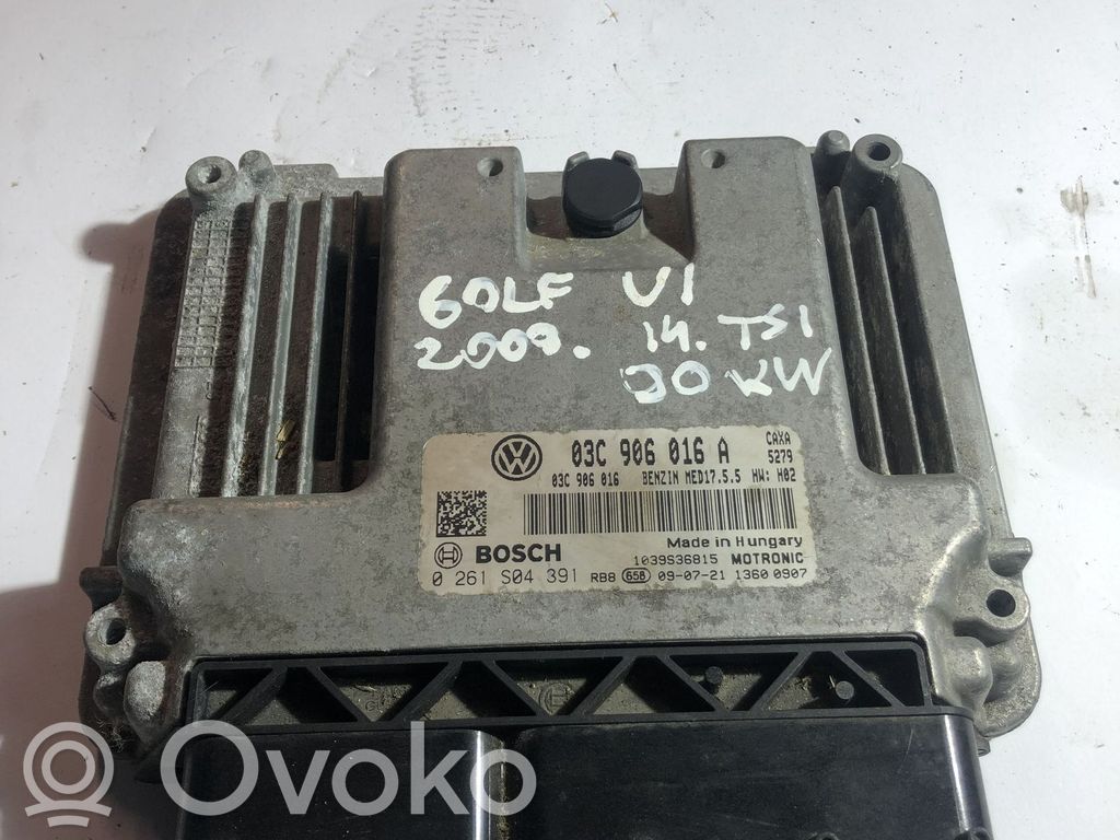 Volkswagen Golf VI Engine control unit/module 