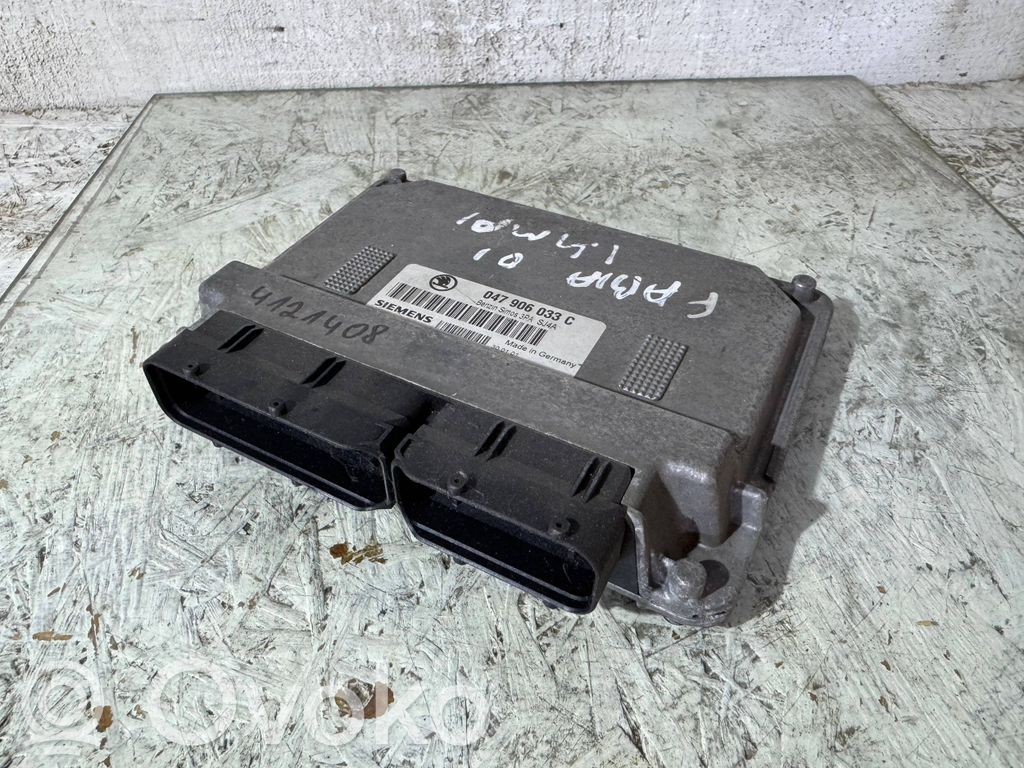 Skoda Fabia Mk1 (6Y) Engine control unit/module 