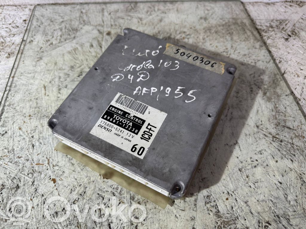 Toyota Corolla Verso AR10 Engine control unit/module 