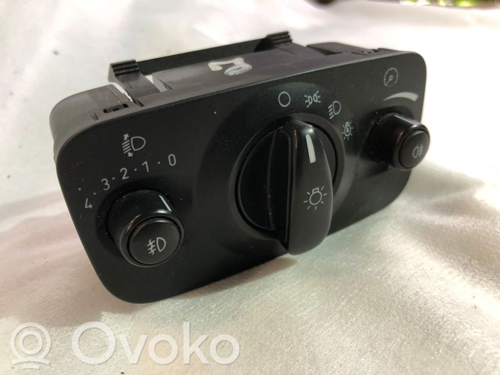 Ford Mondeo MK IV Light switch 