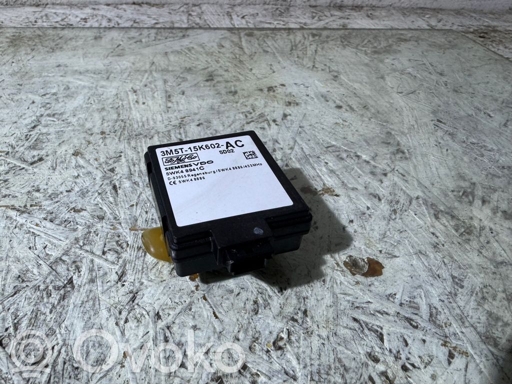Ford Focus C-MAX Door central lock control unit/module 