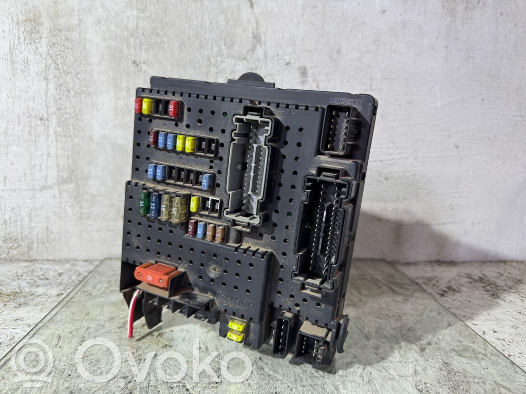 Volvo XC90 Fuse module 