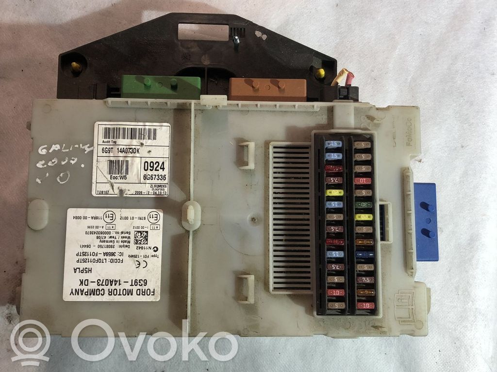 Ford Galaxy Fuse module 