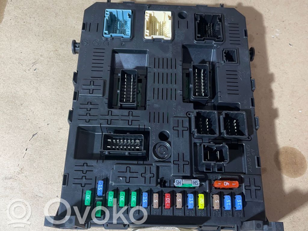 Citroen C4 I Fuse module 