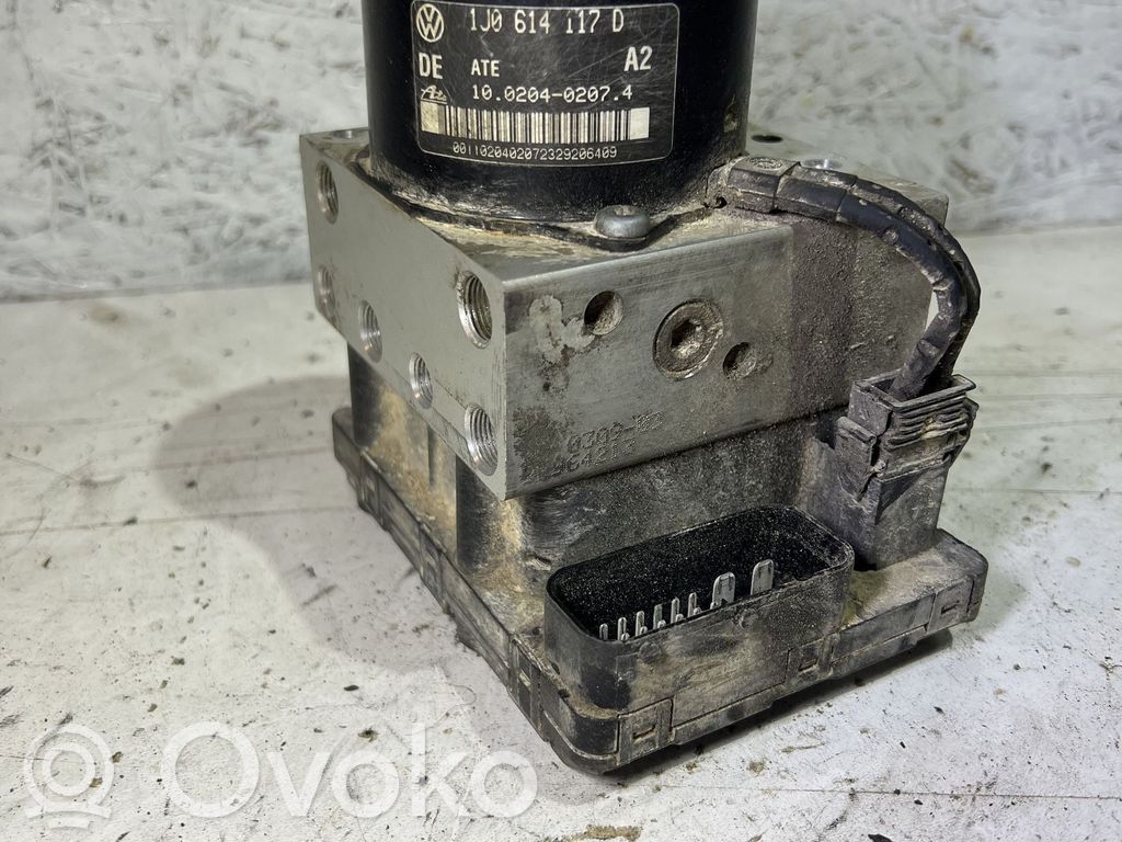 Volkswagen Golf IV ABS Pump 