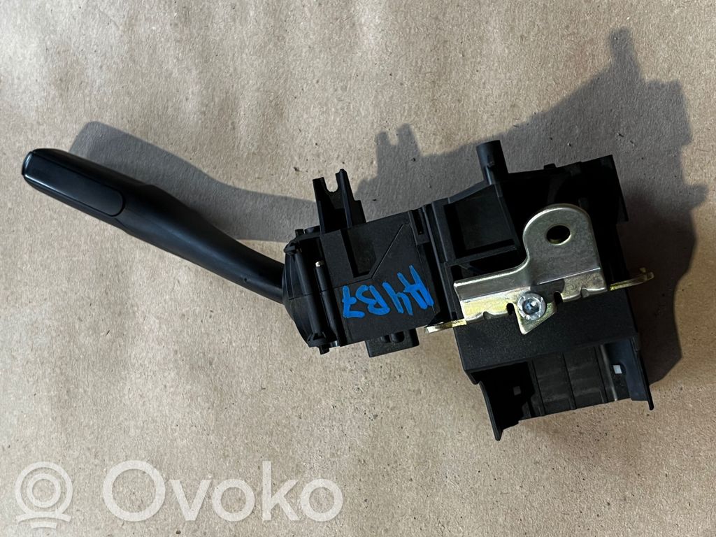 Audi A4 S4 B7 8E 8H Indicator stalk 