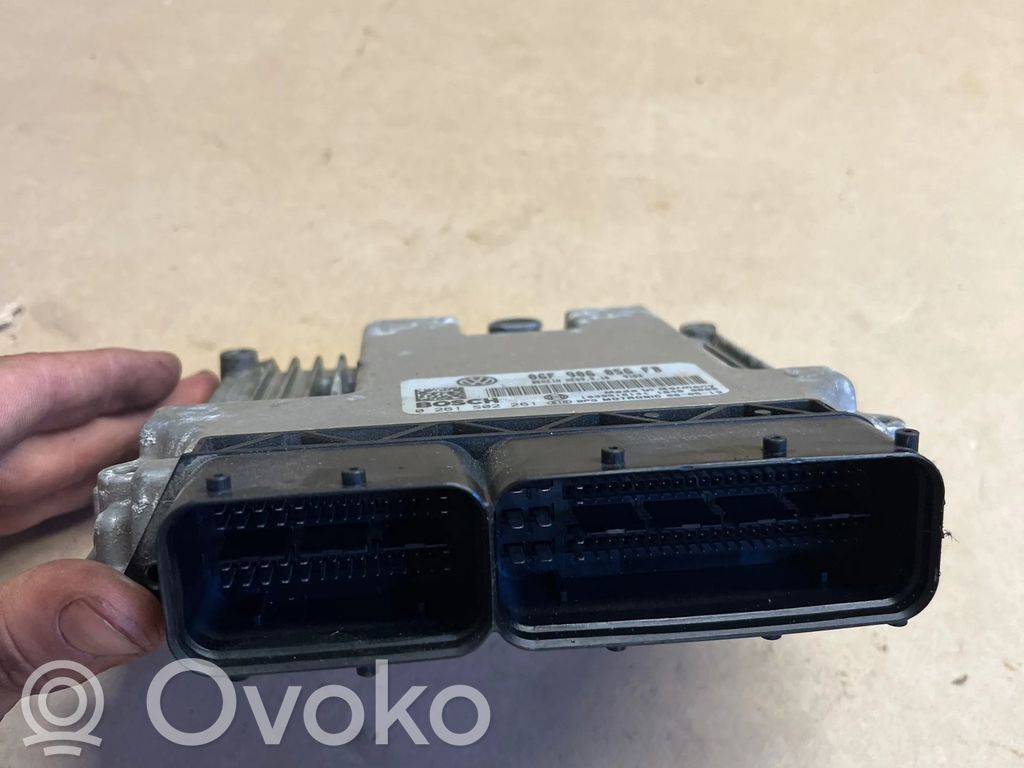 Volkswagen PASSAT B6 Engine control unit/module 