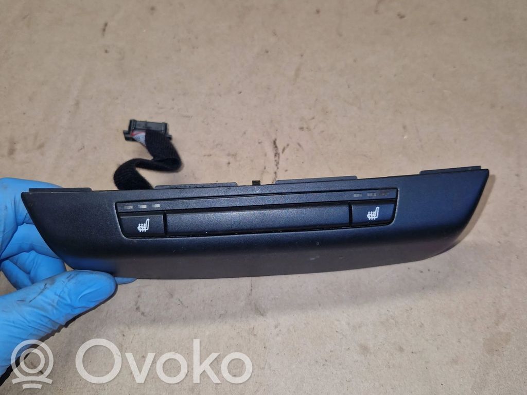 BMW 1 E81 E87 Seat heating switch 
