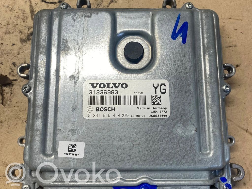 Volvo XC60 Engine control unit/module 