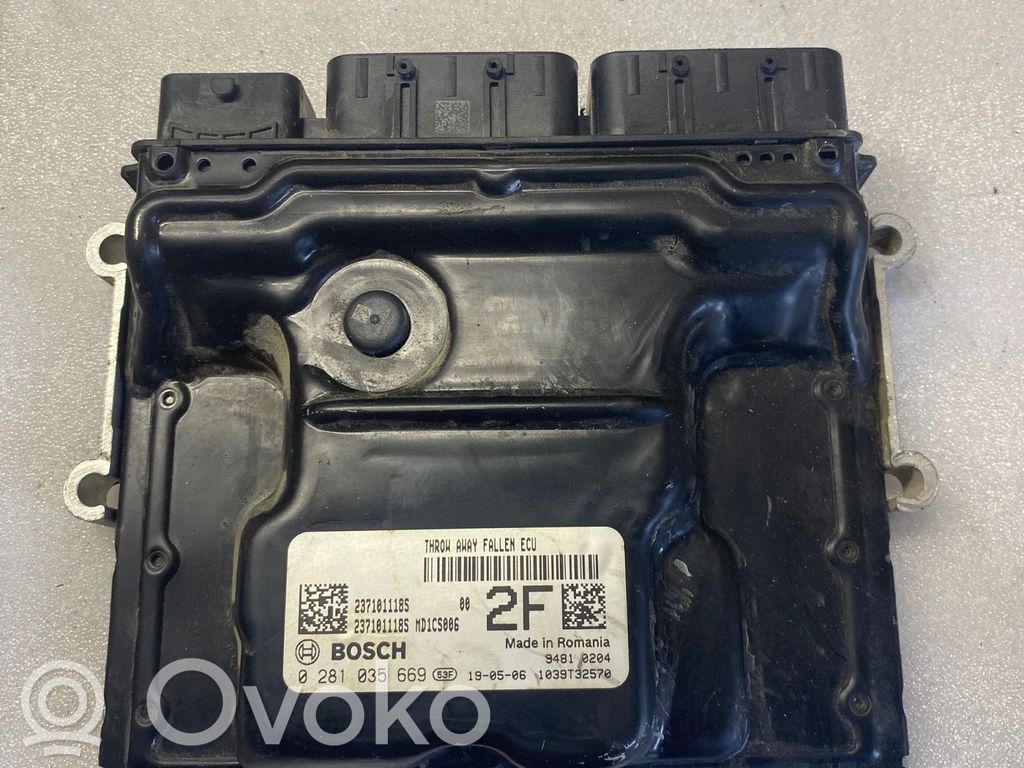 Dacia Duster II Engine control unit/module 