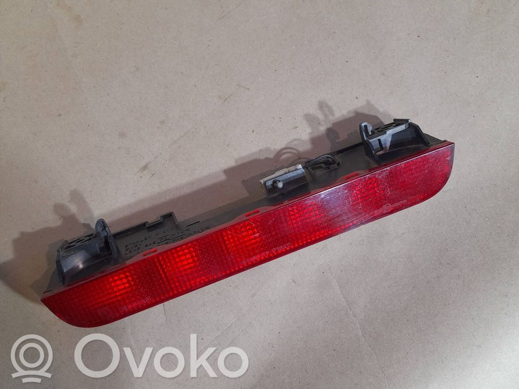 Nissan X-Trail T30 Third/center stoplight 