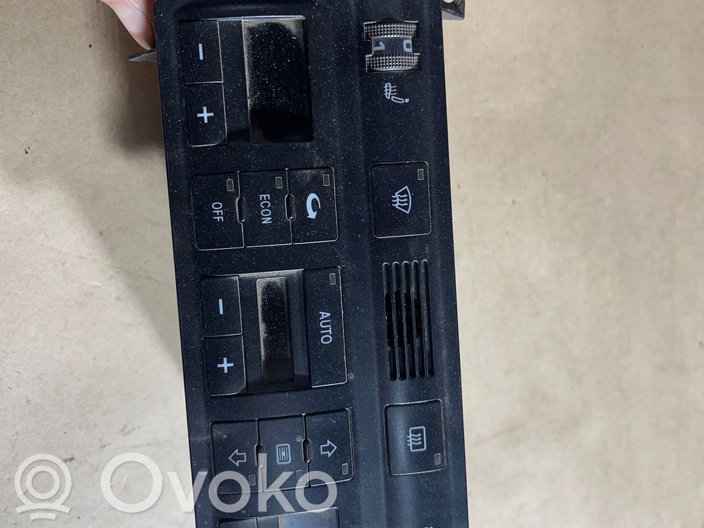 Audi A6 S6 C5 4B Climate control unit 