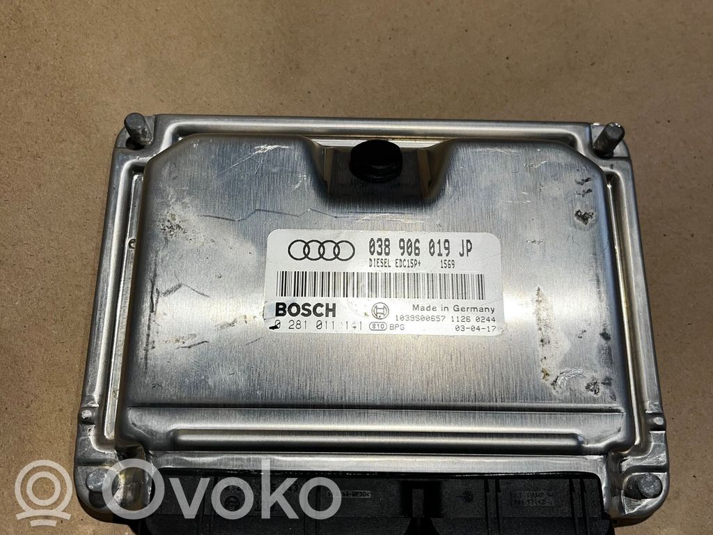 Audi A4 S4 B6 8E 8H Engine control unit/module 
