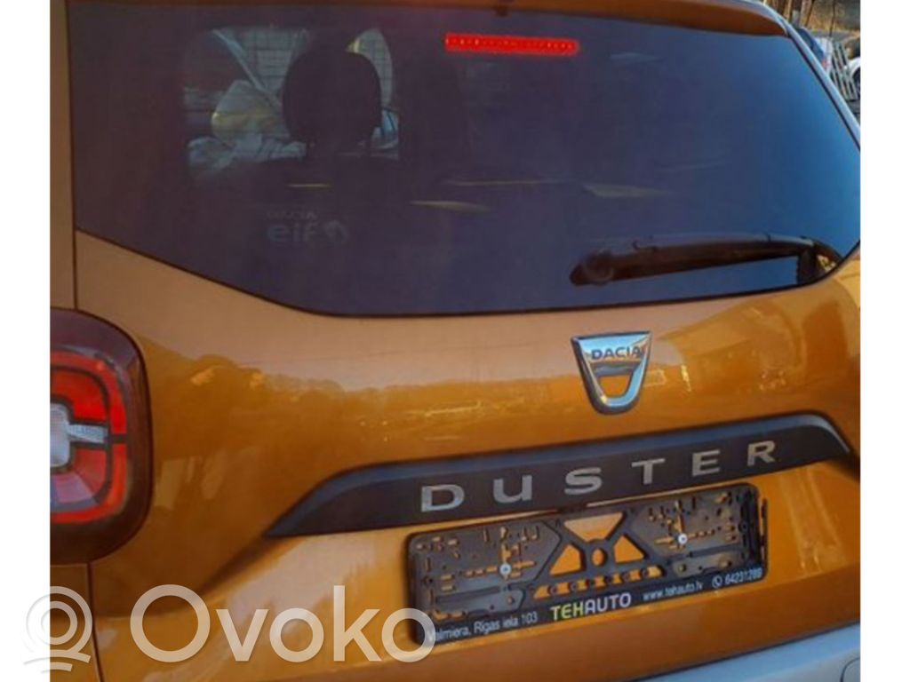 Dacia Duster II Third/center stoplight 
