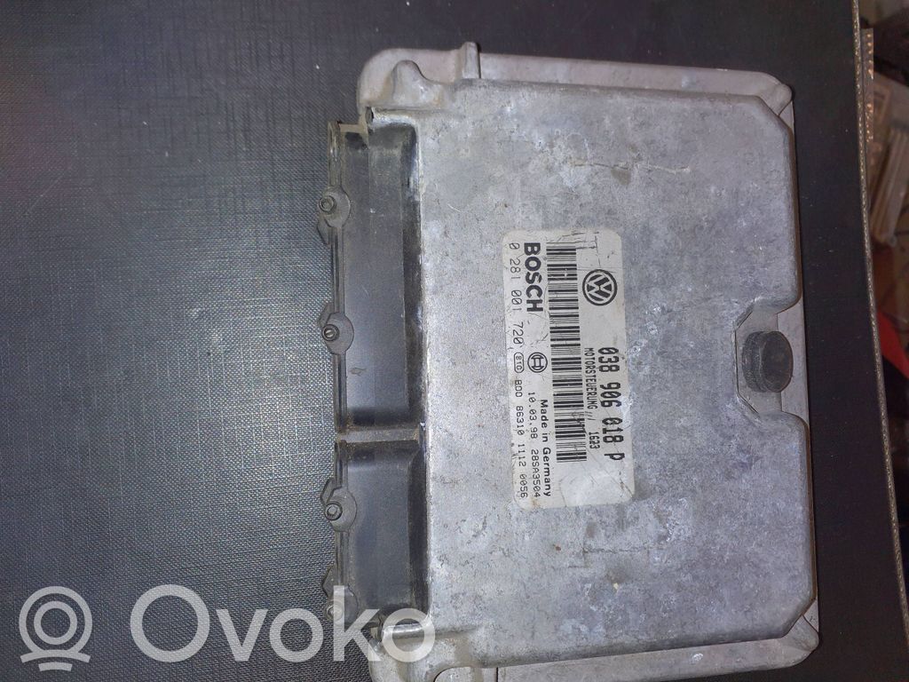 Volkswagen PASSAT B6 Engine control unit/module 