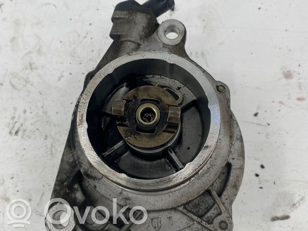 BMW X5 E53 Vacuum pump 