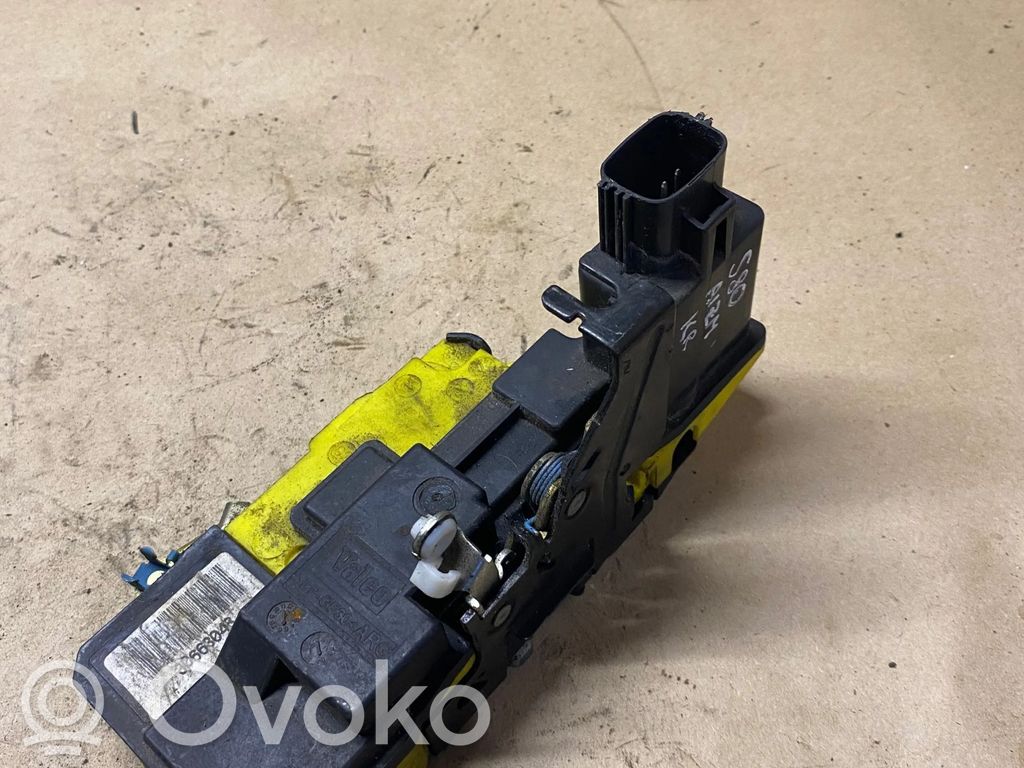 Volvo S80 Galinių durų spyna 