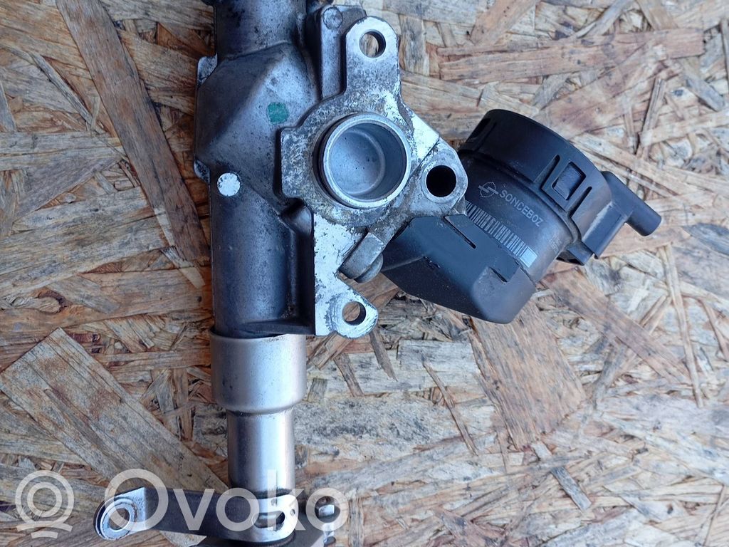 BMW 1 E81 E87 EGR valve 