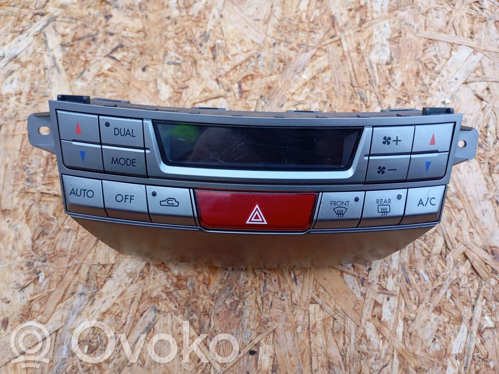 Subaru Outback Climate control unit 
