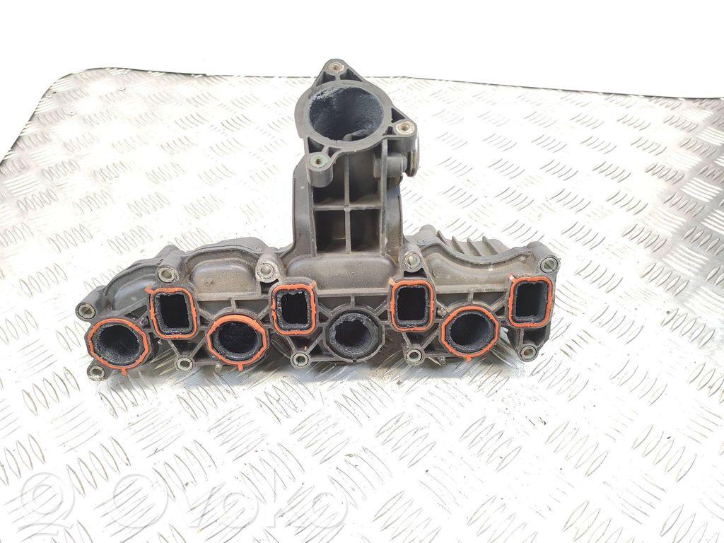 Volkswagen Caddy Intake manifold 