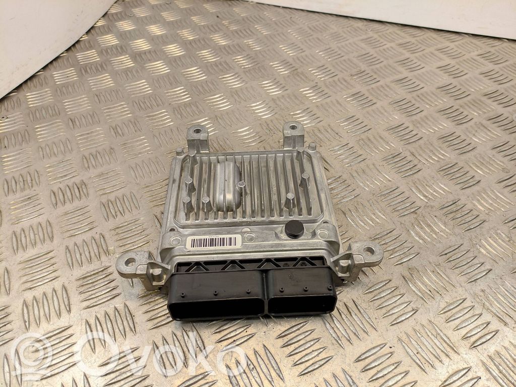 Mercedes-Benz C W204 Engine control unit/module 