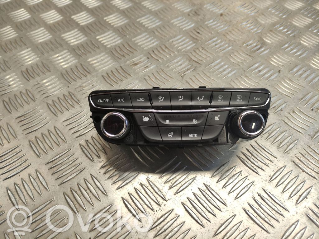 Opel Astra K Climate control unit 