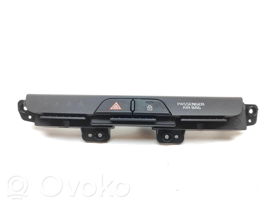 KIA Rio Hazard light switch 