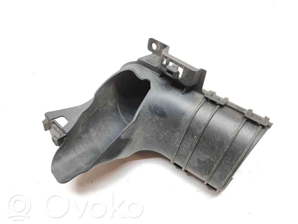Część rury dolotu powietrza   256685400R