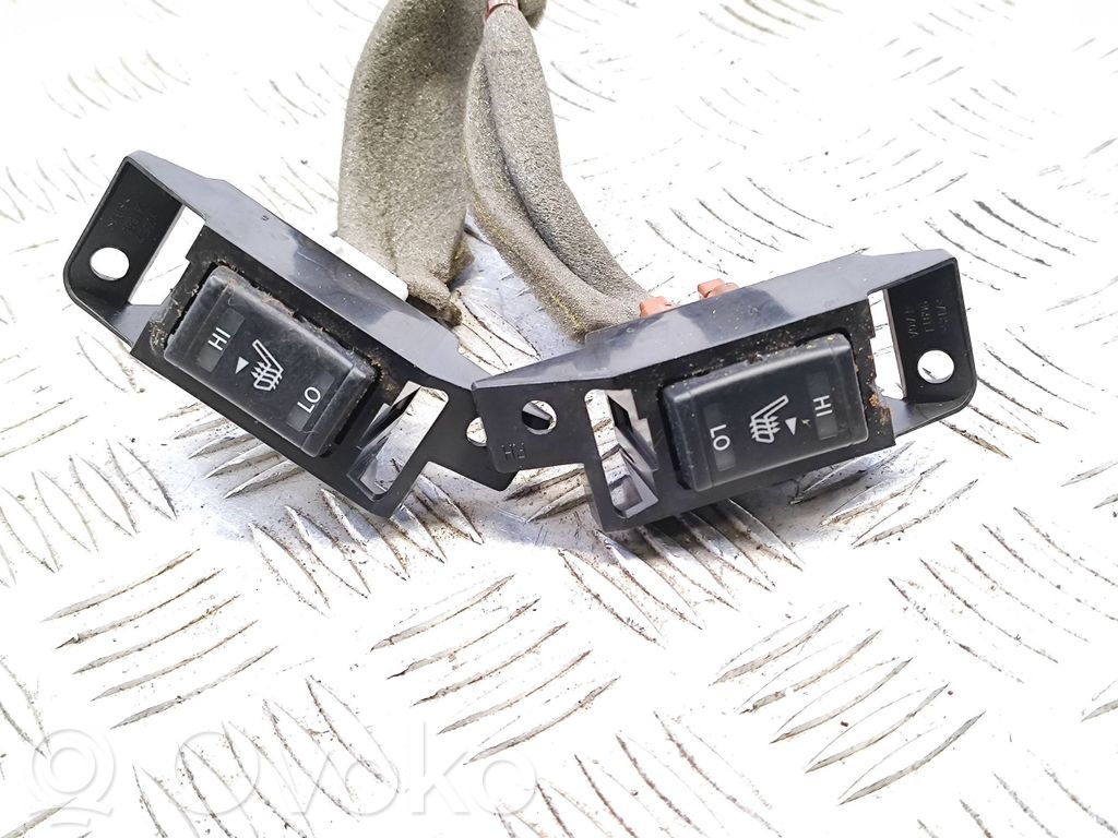 Nissan Qashqai Comutator încălzire scaune